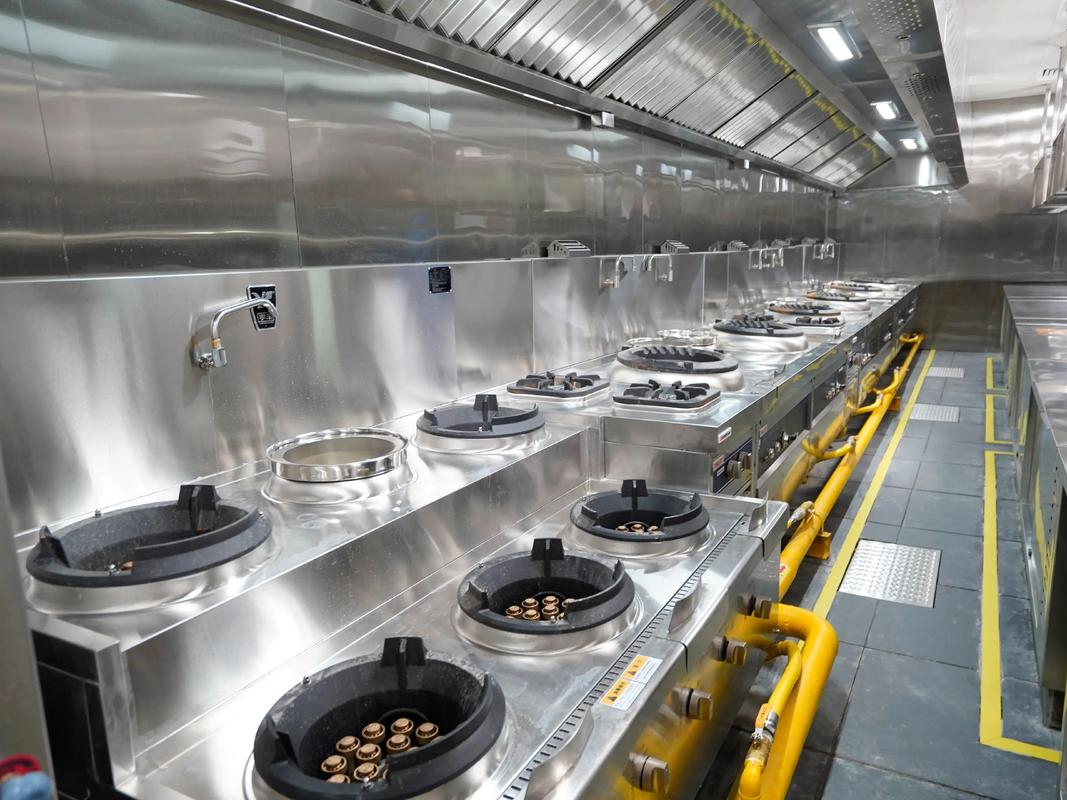 厨房厨具设备完工#厨房设备工程 #厨房排烟 #不锈钢制-3.jpg